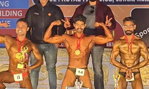बनेड़ा के प्रीतम ने गोल्ड, सिल्वर और ब्रॉन्ज मेडल प्राप्त कर किया कस्बे का नाम रोशन बनेड़ा के प्रीतम ने गोल्ड, सिल्वर और ब्रॉन्ज मेडल प्राप्त कर किया कस्बे का नाम रोशन