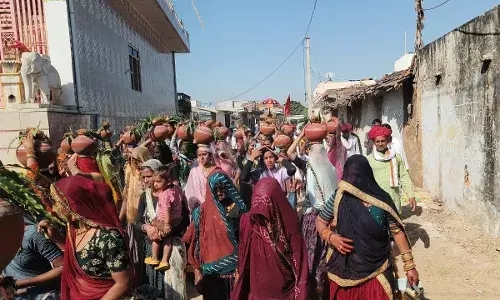 श्रीमदभागवत कथा ज्ञान यज्ञ का कलश यात्रा के साथ हुआ प्रतापपुरा में शुभारंभ