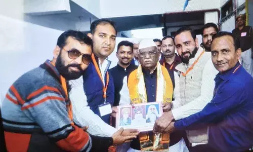 राजस्थान शिक्षक संघ राष्ट्रीय जिला इकाई ने राज्यपाल का किया स्वागत