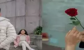 पहली बार कर रहे हैं डेट तो गुलाब का फूल देने से बचें, जानें क्यों?