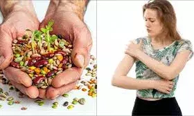 30 से ज्यादा उम्र की महिलाओं को जरूर खाने चाहिए ये 5 सीड्स