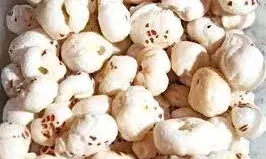 आखिर किस तरह तैयार होता है ‘व्हाइट गोल्ड’ मखाना? जान लीजिए पूरा प्रोसेस आखिर किस तरह तैयार होता है ‘व्हाइट गोल्ड’ मखाना? जान लीजिए पूरा प्रोसेस