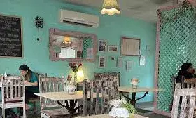 रोज डे पर रोमांटिक डिनर करने के लिए बेस्ट हैं दिल्ली के ये कैफे, पार्टनर संग करें एक्सप्लोर