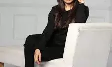 क्या है वॉल सिट एक्सरसाइज जिसके 55 साल की एक्ट्रेस भाग्यश्री ने भी बताए फायदे