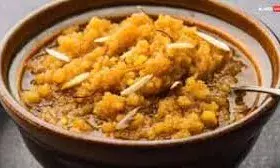 घर पर बनाएं रेस्टोरेंट जैसा मुंग दाल हलवा, यहां जानें आसान रेस्पी घर पर बनाएं रेस्टोरेंट जैसा मुंग दाल हलवा, यहां जानें आसान रेस्पी