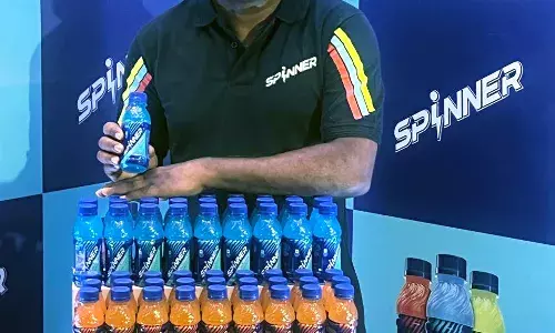 रिलायंस ने स्पोर्ट्स ड्रिंक बाजार में रखा कदम, लॉन्च की 10 रुपए में ‘स्पिनर’