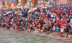ये हैं गंगा स्नान के लिए सबसे प्रसिद्ध स्थान, लाखों की संख्या में पहुंचते हैं लोग