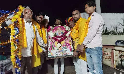 मिश्रों की पीपली मे विश्वकर्मा जयन्ती पर शोभायात्रा निकाली गई