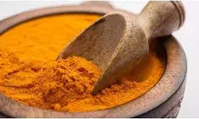 सूर्यास्त होने के बाद भूलकर भी न दें ये चीजें