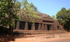 गोवा में यहां मौजूद है पांडवों की गुफा, जानें इससे जुडी बातें, ऐसे करें ट्रिप प्लान गोवा में यहां मौजूद है पांडवों की गुफा, जानें इससे जुडी बातें, ऐसे करें ट्रिप प्लान