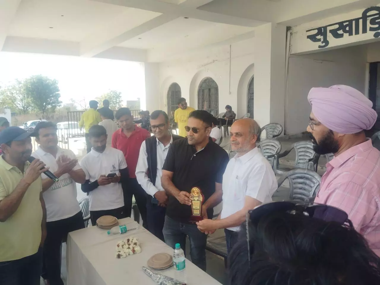 मेडिकल रिप्रजेंटेटिव के दो दिवसीय क्रिकेट मैच का हुआ शुभारंभ मेडिकल रिप्रजेंटेटिव के दो दिवसीय क्रिकेट मैच का हुआ शुभारंभ