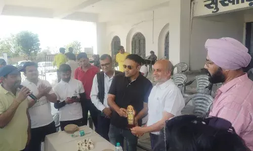 मेडिकल रिप्रजेंटेटिव के दो दिवसीय क्रिकेट मैच का हुआ शुभारंभ