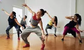 रोज सिर्फ 20 मिनट करें डांस, डॉक्टर के पास जाने की नहीं पडे़गी जरूरत: स्टडी रोज सिर्फ 20 मिनट करें डांस, डॉक्टर के पास जाने की नहीं पडे़गी जरूरत: स्टडी