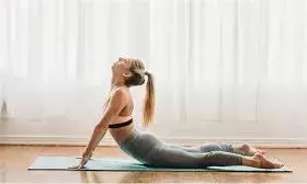 बुढ़ापे में भी जवान बनाए रखेगा ये दो योगासन, अपनी दिनचर्या में जरूर करें शामिल बुढ़ापे में भी जवान बनाए रखेगा ये दो योगासन, अपनी दिनचर्या में जरूर करें शामिल