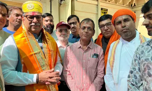 राजस्थान के पूर्व भाजपा अध्यक्ष सतीश पुनिया ने किए श्रीनाथजी के दर्शन