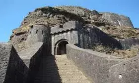छत्रपति शिवाजी महाराज से जुड़े प्रसिद्ध किले, बनाएं घूमने का प्लान