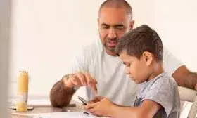 बचपन से ही बच्चों को सिखाएं ये आदतें, तभी भविष्य में बन पाएंगा बेहतर इंसान