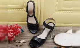 हील्स नहीं पहनना चाहती तो ट्राई करें ये ट्रेंडी पार्टीवेयर फुटवियर