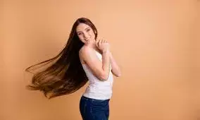 लोग करते नहीं थकेंगे आपके बालों की तारीफ, करें इन चीजों का इस्तेमाल उन्हें बनाएं लंबे, सुन्दर और घने लोग करते नहीं थकेंगे आपके बालों की तारीफ, करें इन चीजों का इस्तेमाल उन्हें बनाएं लंबे, सुन्दर और घने