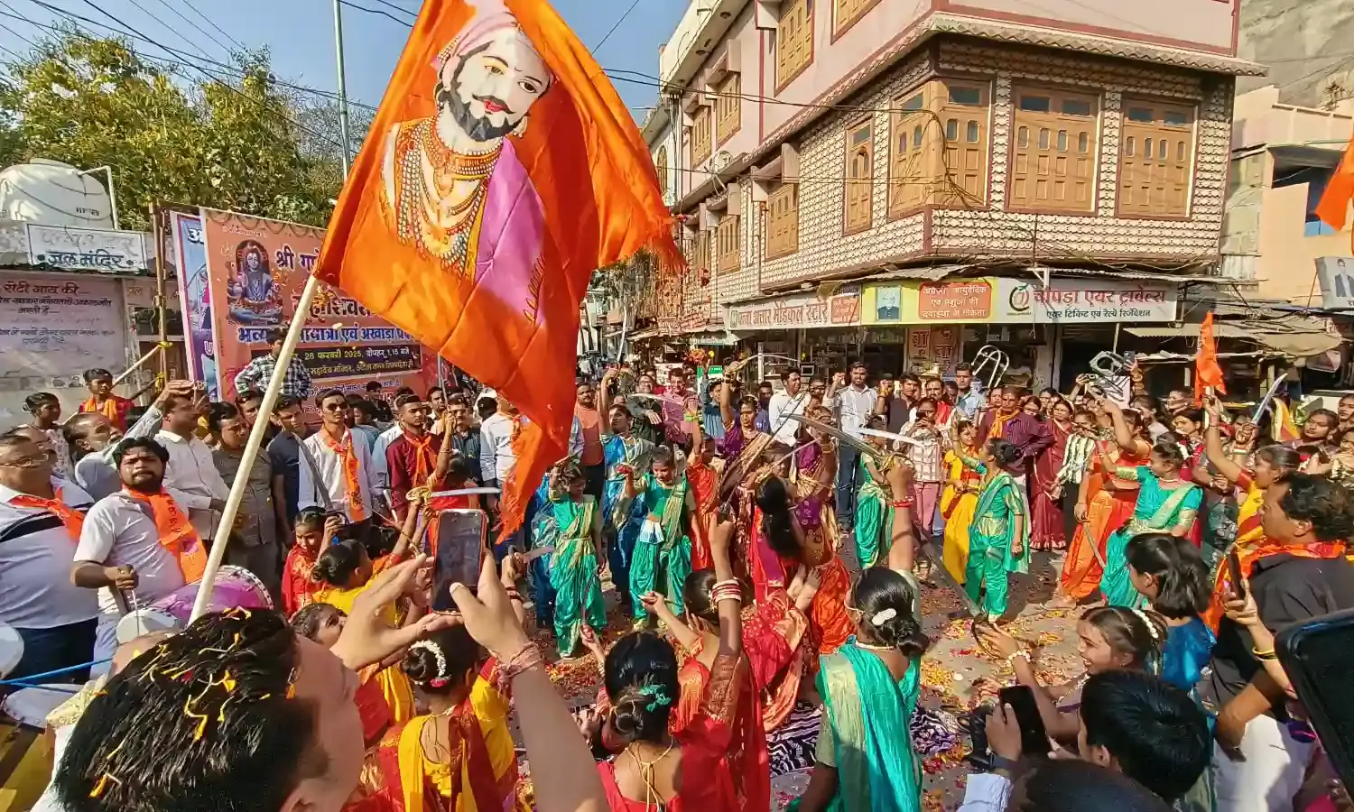 राजे छत्रपति शिवाजी महाराज की 395 वीं जयंती के उपलक्ष्य में निंबाहेड़ा में निकाली गई भव्य शोभायात्रा