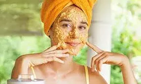 घर पर इन नेचुरल चीजो से करें चेहरे पर ब्लीच, बेहतरीन मिलेगा रिजल्ट