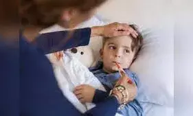 क्या छोटे बच्चों को खांसी- जुकाम में एंटीबायोटिक देनी चाहिए? क्या कहते हैं एम्स के डॉक्टर