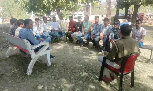 डीजे संचालकों को रात्रि 10 बजे बाद तेज आवाज में डीजे नहीं बजाने के लिए किया पाबंद