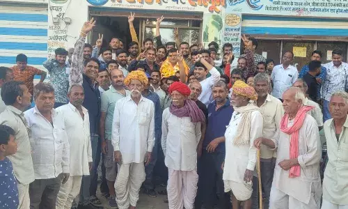 नव निर्वाचित जिला प्रमुख अहीर का केली ग्रामवासियों ने किया भव्य स्वागत नव निर्वाचित जिला प्रमुख अहीर का केली ग्रामवासियों ने किया भव्य स्वागत