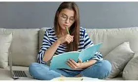 एग्जाम की तैयारी के बीच बच्चे की पर्सनालिटी डेवलपमेंट का भी रखें ध्यान एग्जाम की तैयारी के बीच बच्चे की पर्सनालिटी डेवलपमेंट का भी रखें ध्यान