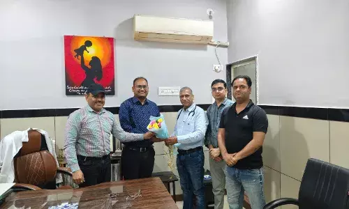 डॉ. सिंह ने संभाला निम्बाहेड़ा जिला चिकित्सालय में पीएमओ का पदभार डॉ. सिंह ने संभाला निम्बाहेड़ा जिला चिकित्सालय में पीएमओ का पदभार