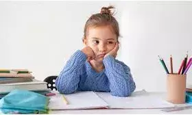 बच्चे को बनाना चाहते हैं टॉपर, रूटीन में इन टिप्स को तुरंत अपनाएं