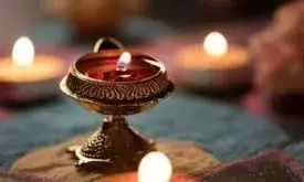 क्या आप जानते हैं घर में दीपक जलाने से होते हैं ये चमत्कारी फायदे