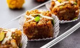 महादेव को भोग लगाएं मिल्क केक का, खाने में होता है बेहद टेस्टी