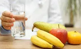 फल खाने के बाद नहीं पीना चाहिए पानी, हो सकती हैं ये हेल्थ प्रॉब्लम