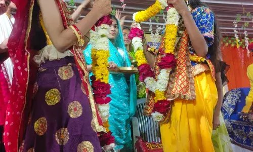 121 किलो का सिंगाड़ा का हलवा एवं खीर का प्रसाद वितरण