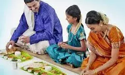 घर की इस दिशा में बैठकर भोजन करने वाले लोग हो जाते हैं बर्बाद, अकाल मृत्यु का भी रहता है डर