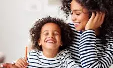 एक बार में याद हो जाएंगी पढ़ी हुई सभी चीजें, एग्जाम से पहले बच्चे के डायट में शामिल करें ये सुपरफूड्स