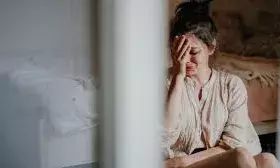 किन आदतों के कारण महिलाएं हो जाती हैं बांझपन का शिकार, कैसे इस समस्या से बचें किन आदतों के कारण महिलाएं हो जाती हैं बांझपन का शिकार, कैसे इस समस्या से बचें