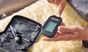 क्या स्वस्थ लोगों को शुगर नापने के लिए ग्लूकोज मीटर का यूज करना चाहिए? जानिए इस रिसर्च से