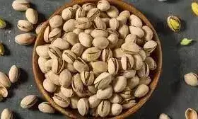 30 प्लस महिलाओं को रोजाना ड्राई फ्रूट्स क्यों खाने चाहिए? एक्सपर्ट से जानें