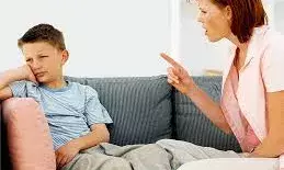 कहीं ज्यादा लाड़-प्यार में आपका बच्चा तो नहीं बिगड़ रहा? पहचानें इन आदतों से