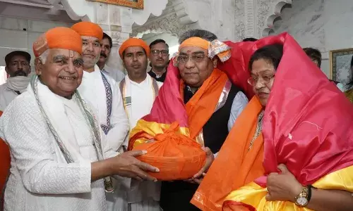 राजस्थान उच्च न्यायालय के मुख्य न्यायाधीश ने किए श्रीजी दर्शन