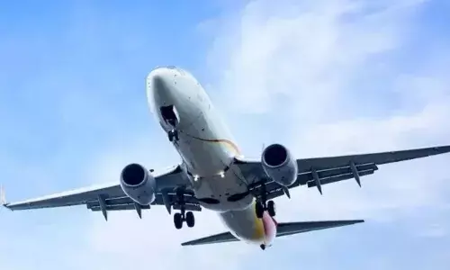 आसमान से उतरा विमान का किराया, अब पांच हजार में पहुंचे दिल्ली से प्रयागराज आसमान से उतरा विमान का किराया, अब पांच हजार में पहुंचे दिल्ली से प्रयागराज