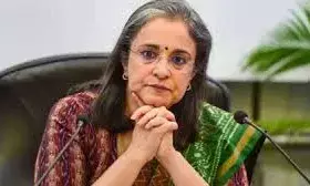 पूर्व सेबी प्रमुख माधबी पुरी बुच और पांच अधिकारियों पर FIR पूर्व सेबी प्रमुख माधबी पुरी बुच और पांच अधिकारियों पर FIR