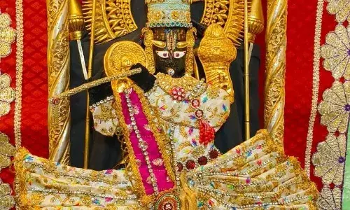 जय श्री कोटड़ी श्याम दरबार *आज मंगला श्रृंगार आरती के दर्शन दिनांक 03-03-2025* जय श्री कोटड़ी श्याम दरबार *आज मंगला श्रृंगार आरती के दर्शन दिनांक 03-03-2025*