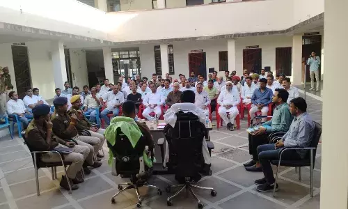 शांति समिति की बैठक आयोजित, होली को आपसी भाईचारे से मनाने की अपील