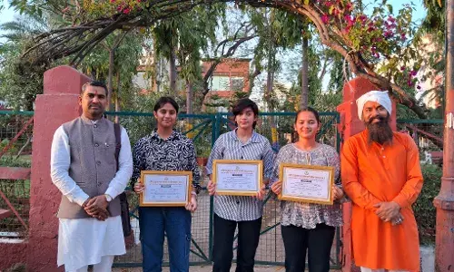 मॉडल स्कूल की तीन बेटियों का इंस्पायर अवार्ड में चयन