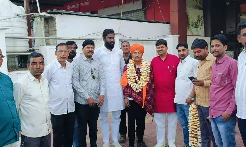 भजन सम्राट रावणा का गुलाबपुरा में किया स्वागत