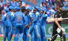 25 साल पुरानी हार का बदला लिया  इतना ही नहीं टीम... ... टीम इंडिया 12 साल बाद चैंपियंस ट्रॉफी जीती:न्यूजीलैंड को 4 विकेट से हराया, रोहित की कप्तानी में 9 महीने में दूसरा ICC खिताब