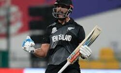 डेरिल मिचेल आउट